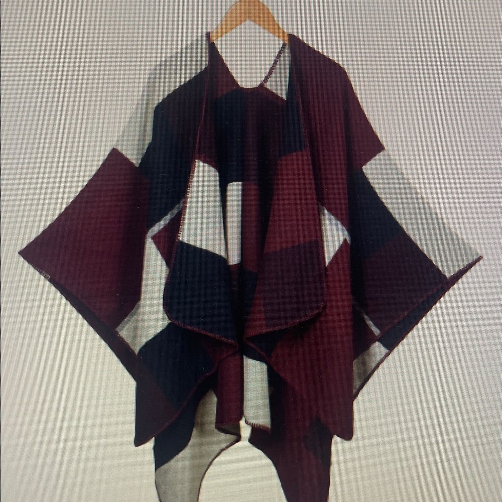 Chic Burgundy and Black Colorblock Wrap